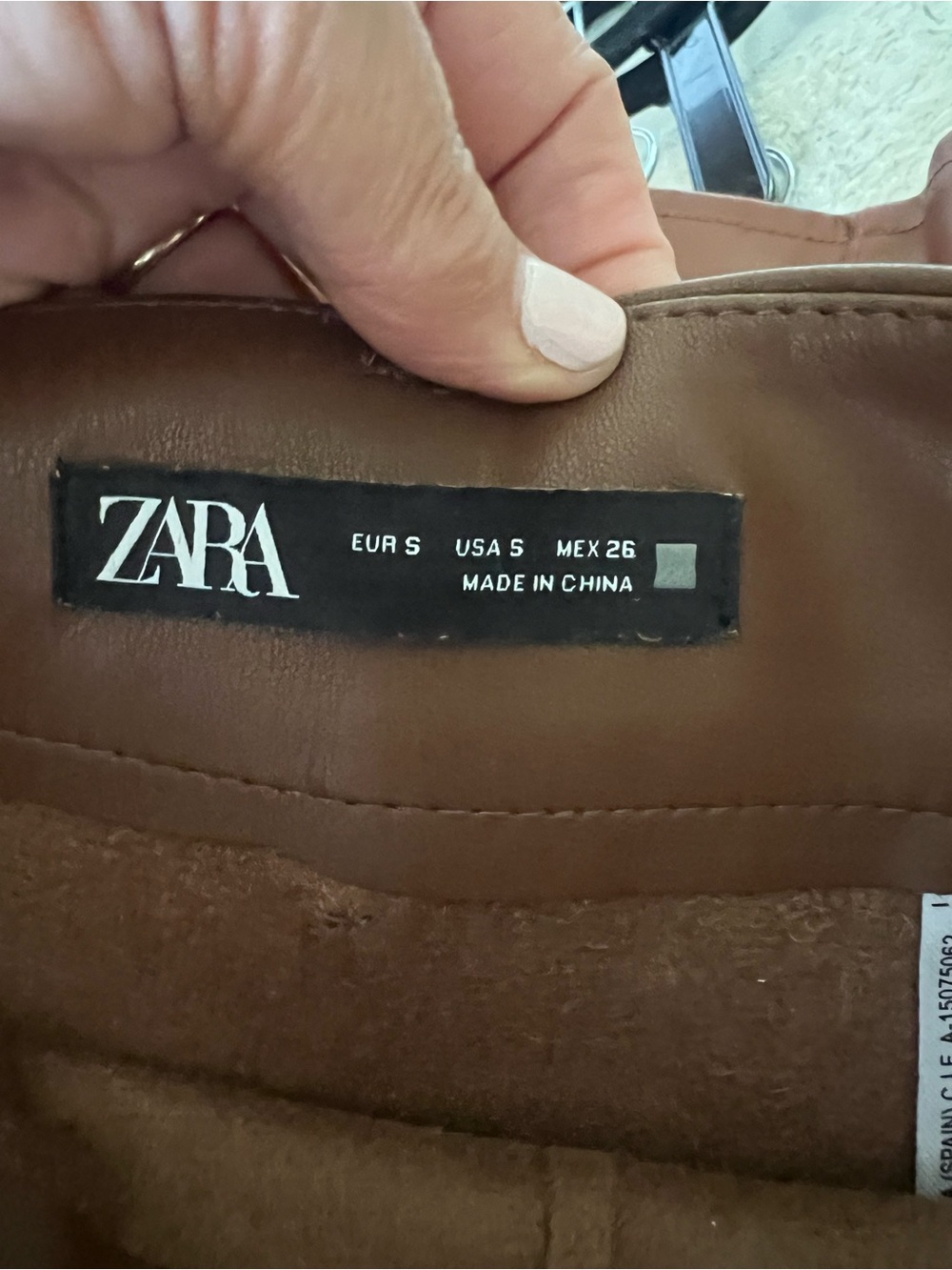 Zara Brown Pleated Faux-Leather Mini Skirt with Round Belt - Picture 13 of 13